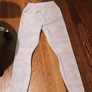 Alo White Camo leggings